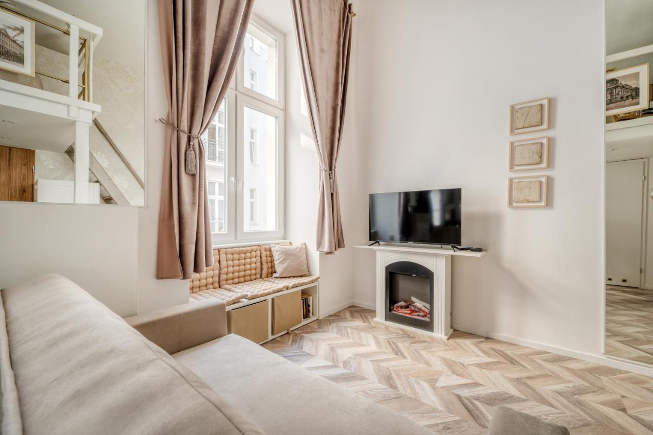 Apartment - Fireplace, Location By Rentujemy *